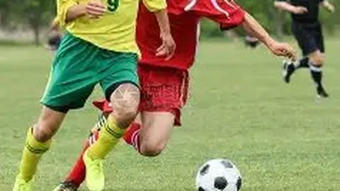 “曼联与切尔西英超对决均以平局落幕”