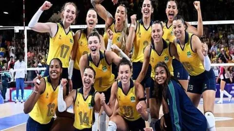 老鹰对勇士四战全胜分析